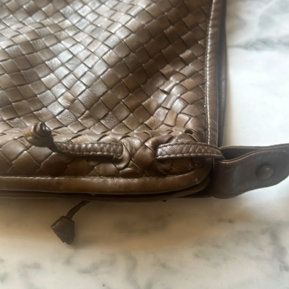 Bottega Veneta Chocolate Brown Intrecciato Leather Shoulder Bag Authentic - Picture 7 of 16